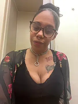 Princess Desirae online show from 04/10/26, 04:50