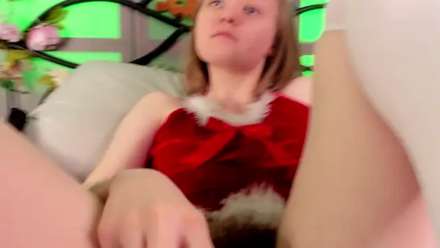 LilianSwall online show from 12/20/24, 05:51