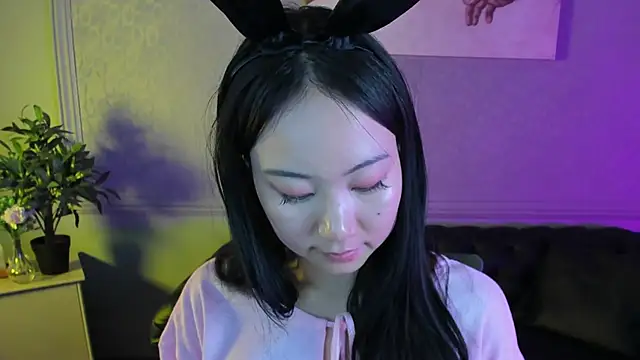 Snapshot of Inari_Okami_ chatting on 12/08/24, 01:13 Inari Okami  online show from 12/08/24, 01:13