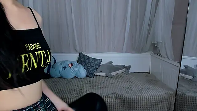 Snapshot of Inari_Okami_ chatting on 01/19/25, 07:04 Inari Okami  online show from 01/19/25, 07:04