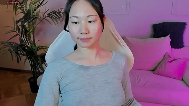 Snapshot of Inari_Okami_ chatting on 02/02/25, 05:04 Inari Okami  online show from 02/02/25, 05:04