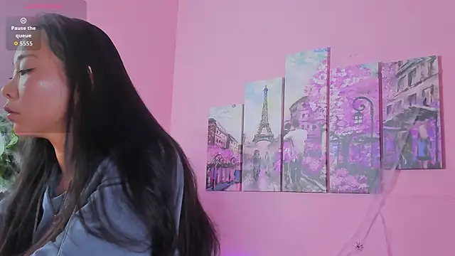 Snapshot of Inari_Okami_ chatting on 10/20/25, 08:42 Inari Okami  online show from 10/20/25, 08:42