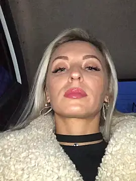 Diamond Bunny  online show from 01/07/25, 01:24