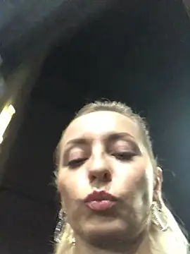 Diamond Bunny  online show from 01/09/25, 05:11