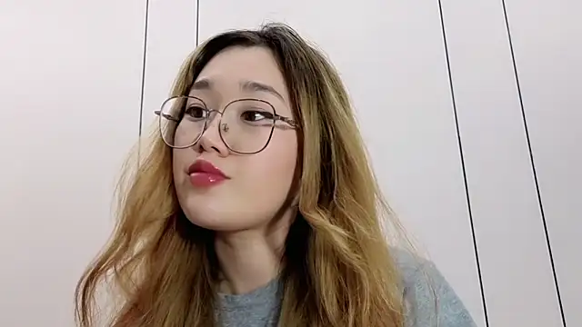 Jennatyan online show from 01/17/26, 01:38