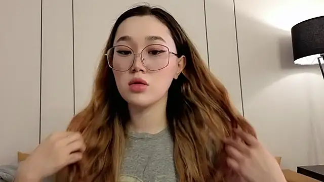 Jennatyan online show from 03/31/26, 09:21