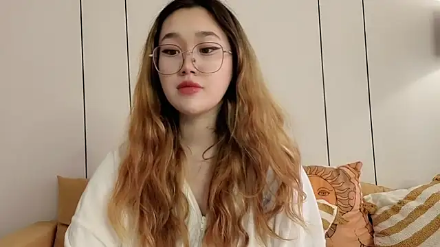 Jennatyan online show from 04/18/26, 06:50