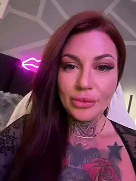 krysstal003 online show from 03/13/25, 08:43