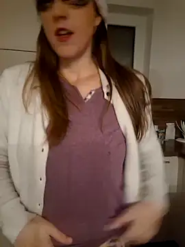 Hexe12346 online show from 12/17/25, 06:30