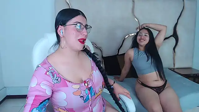 Criistaal  online show from 02/06/25, 03:59