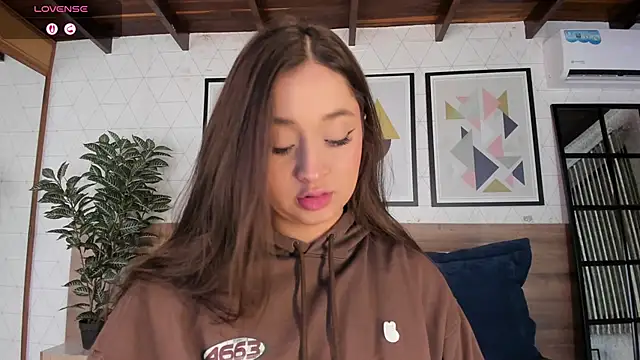 MiaKay1 online show from 12/05/25, 03:37