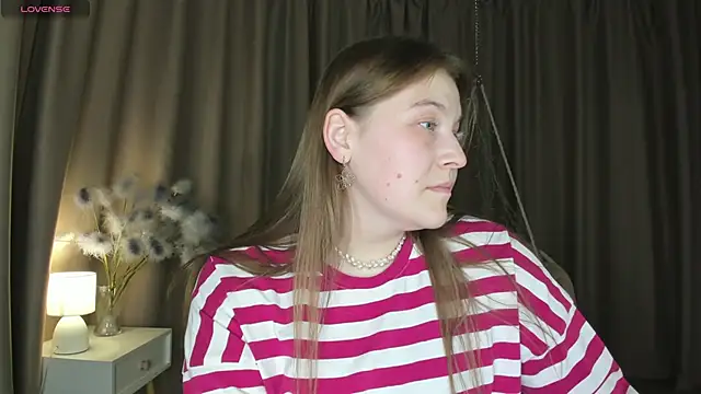 Colleen Blake online show from 09/25/25, 03:49