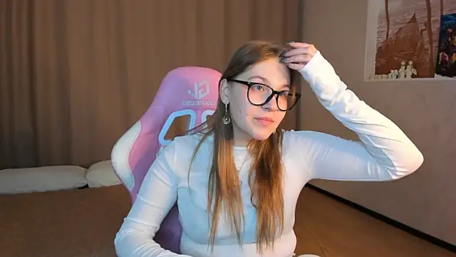 Colleen Blake online show from 09/29/25, 04:01