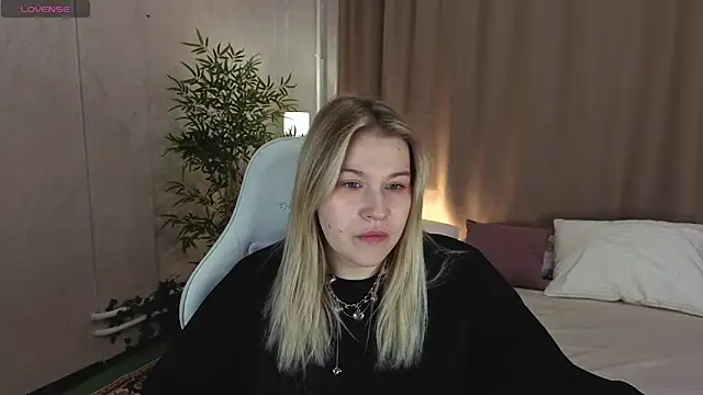 Colleen Blake online show from 04/07/26, 05:02