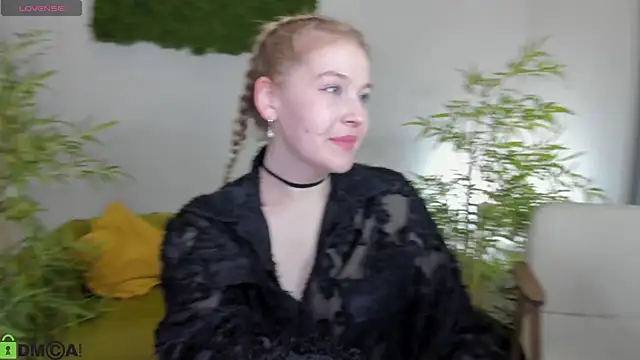 Snapshot of Colleen_Blake chatting on 07/01/26, 05:23 Colleen Blake online show from 07/01/26, 05:23