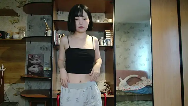 Snapshot of lalallalalaa- chatting on 07/10/26, 01:14 lalallalalaa- online show from 07/10/26, 01:14