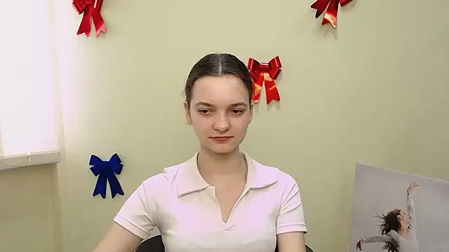 Snapshot of _SusieSu_ chatting on 02/05/25, 10:19 SusieSu online show from 02/05/25, 10:19