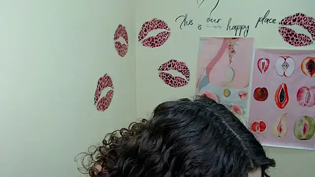 Snapshot of _SusieSu_ chatting on 02/07/25, 07:29 SusieSu online show from 02/07/25, 07:29