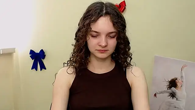 Snapshot of _SusieSu_ chatting on 02/24/25, 12:26 SusieSu online show from 02/24/25, 12:26