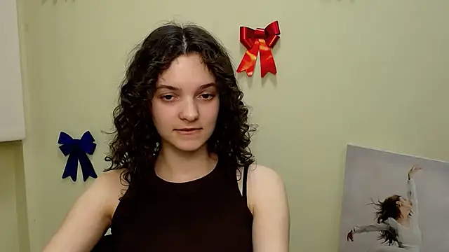 Snapshot of _SusieSu_ chatting on 02/25/25, 01:06 SusieSu online show from 02/25/25, 01:06