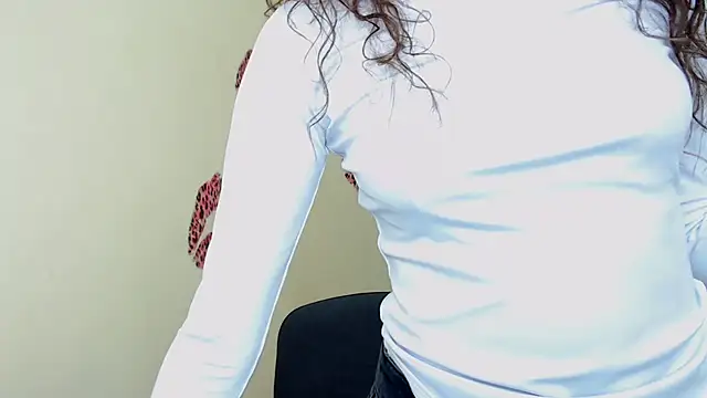 Snapshot of _SusieSu_ chatting on 03/03/25, 11:22 SusieSu online show from 03/03/25, 11:22