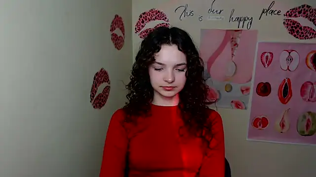 Snapshot of _SusieSu_ chatting on 03/07/25, 07:38 SusieSu online show from 03/07/25, 07:38