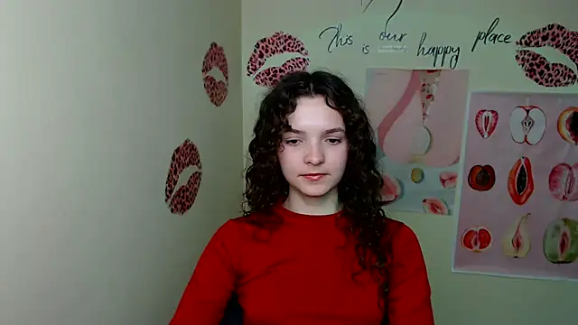 Snapshot of _SusieSu_ chatting on 03/07/25, 10:43 SusieSu online show from 03/07/25, 10:43