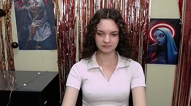 Snapshot of _SusieSu_ chatting on 03/09/25, 04:44 SusieSu online show from 03/09/25, 04:44