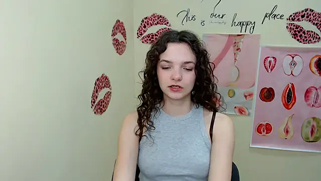 Snapshot of _SusieSu_ chatting on 03/10/25, 07:10 SusieSu online show from 03/10/25, 07:10