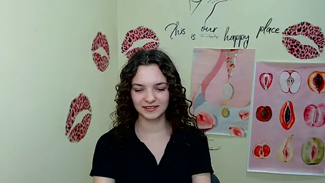 Snapshot of _SusieSu_ chatting on 03/19/25, 04:34 SusieSu online show from 03/19/25, 04:34