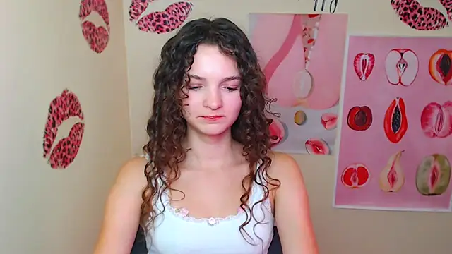 Snapshot of _SusieSu_ chatting on 09/12/25, 12:38 SusieSu online show from 09/12/25, 12:38