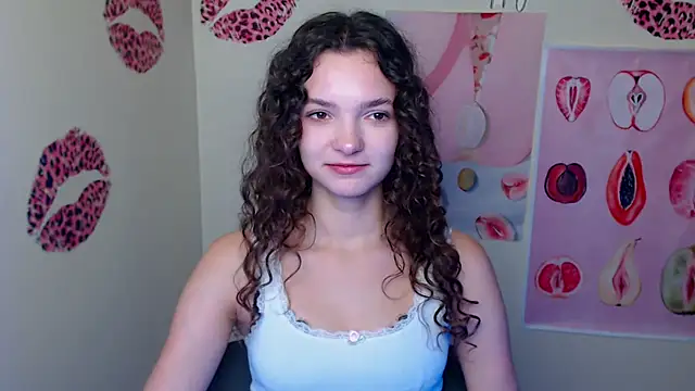 Snapshot of _SusieSu_ chatting on 09/28/25, 06:19 SusieSu online show from 09/28/25, 06:19