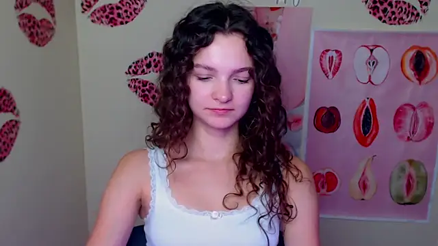 Snapshot of _SusieSu_ chatting on 10/01/25, 12:33 SusieSu online show from 10/01/25, 12:33