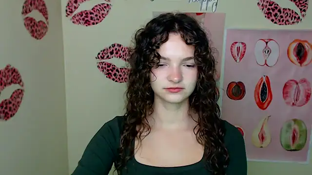 Snapshot of _SusieSu_ chatting on 10/06/25, 06:33 SusieSu online show from 10/06/25, 06:33