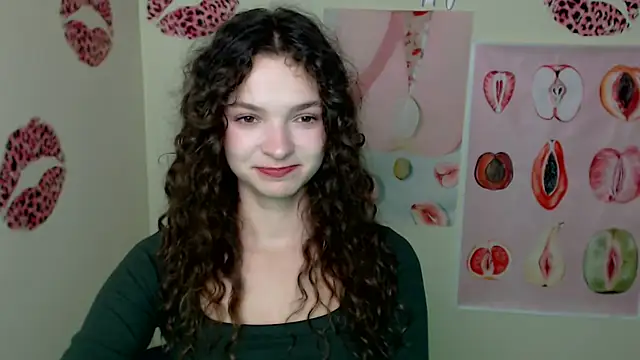 Snapshot of _SusieSu_ chatting on 10/07/25, 06:54 SusieSu online show from 10/07/25, 06:54