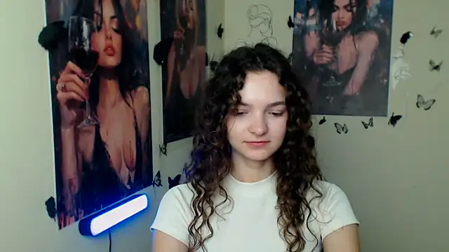 Snapshot of _SusieSu_ chatting on 10/29/25, 07:32 SusieSu online show from 10/29/25, 07:32