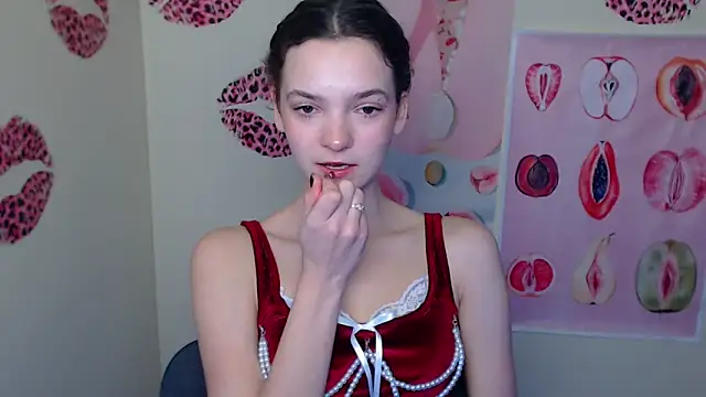 Snapshot of _SusieSu_ chatting on 12/17/25, 07:36 SusieSu online show from 12/17/25, 07:36