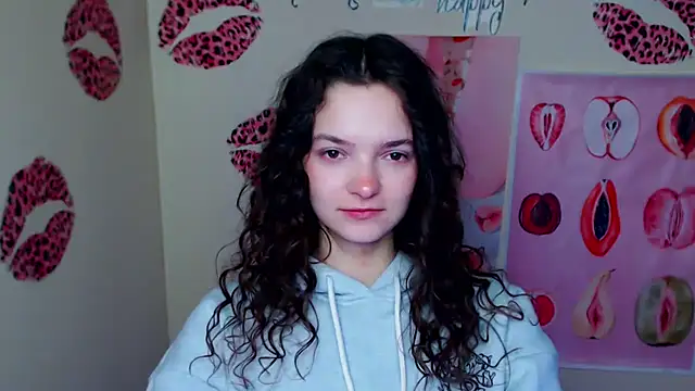 Snapshot of _SusieSu_ chatting on 01/12/26, 07:35 SusieSu online show from 01/12/26, 07:35