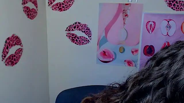 Snapshot of _SusieSu_ chatting on 02/25/26, 07:29 SusieSu online show from 02/25/26, 07:29