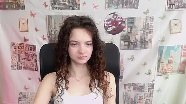  SusieSu  online show from 04/05/26, 06:32