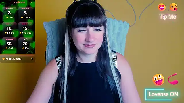Snapshot of Violla_My chatting on 06/21/26, 05:21 Violla My online show from 06/21/26, 05:21