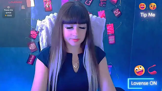Snapshot of Violla_My chatting on 07/07/26, 05:43 Violla My online show from 07/07/26, 05:43