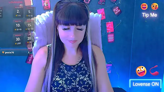 Snapshot of Violla_My chatting on 07/18/26, 08:07 Violla My online show from 07/18/26, 08:07