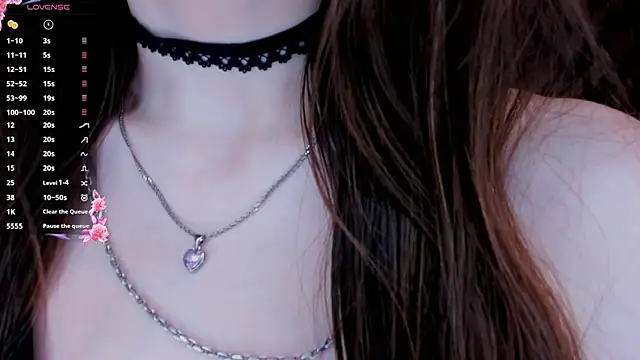 EvaBradley online show from 12/30/24, 04:29