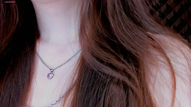 EvaBradley online show from 01/02/25, 03:40