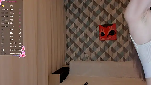 EvaBradley online show from 03/04/25, 04:09