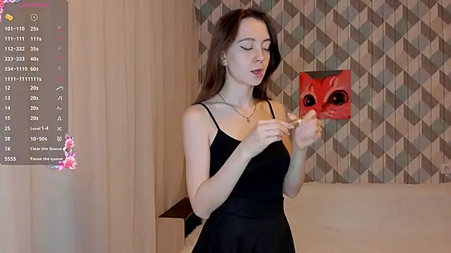 EvaBradley online show from 03/11/25, 03:45