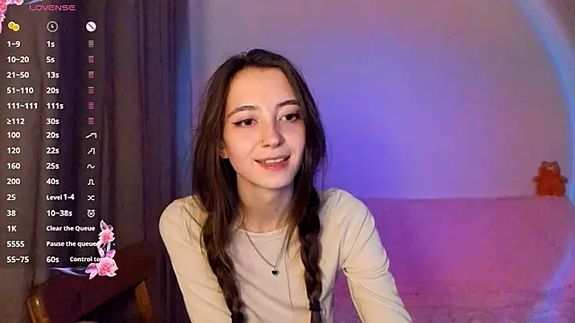 EvaBradley online show from 09/16/25, 06:31