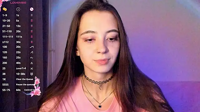 EvaBradley online show from 10/07/25, 06:49