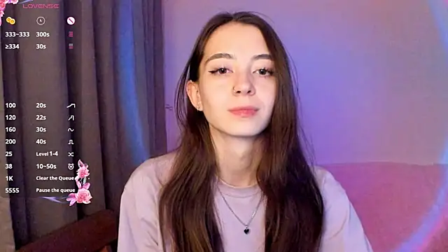 EvaBradley online show from 11/04/25, 06:51